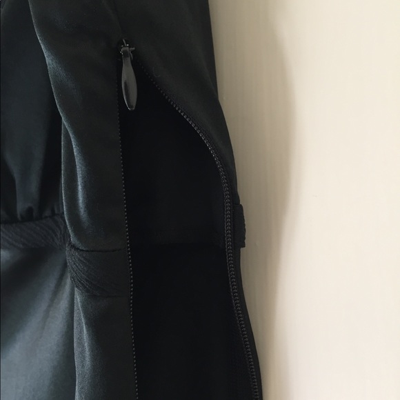 Beautiful Black SILK Top - Picture 4 of 5